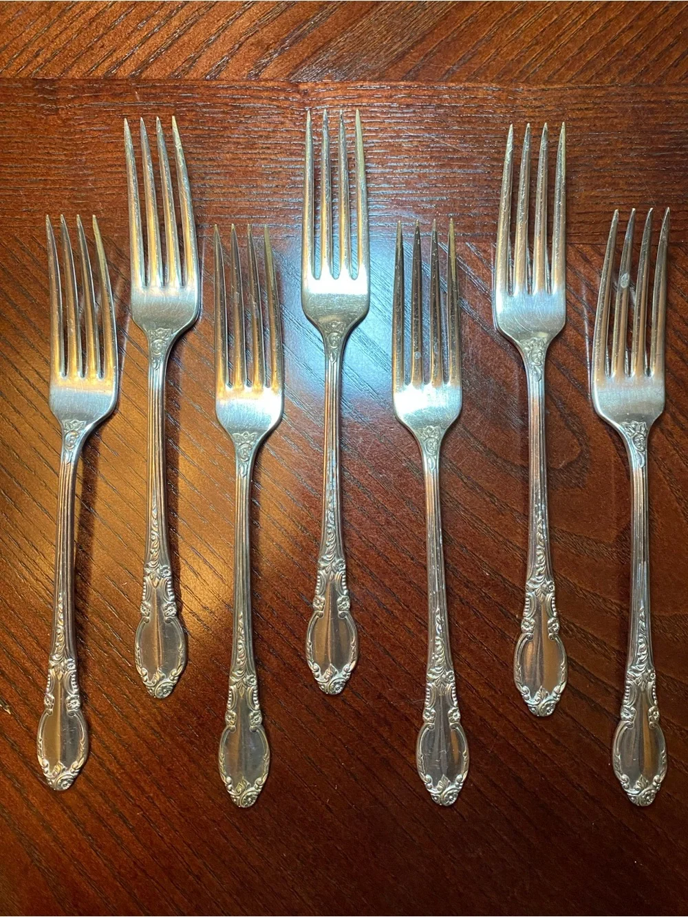 Vintage Enchantment Rogers 1881 Oneida Silver-Plated Dinner Forks - Set of 7